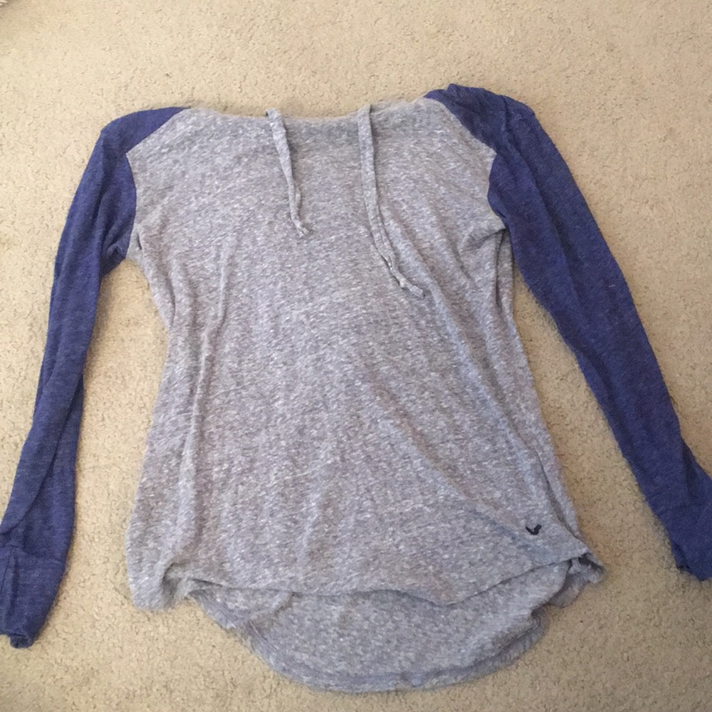 Thin material light weight hoodie